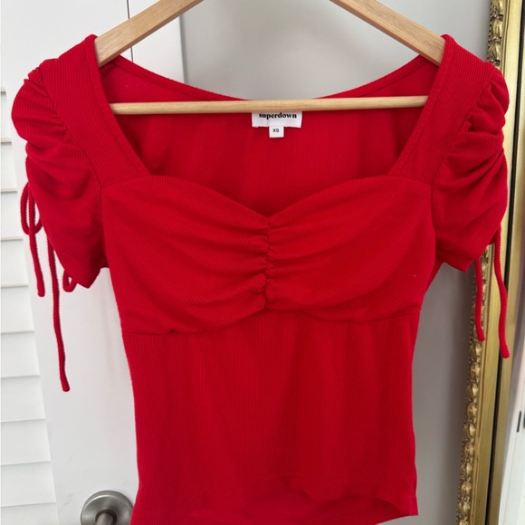Superdown Red Top - Picture 4 of 5